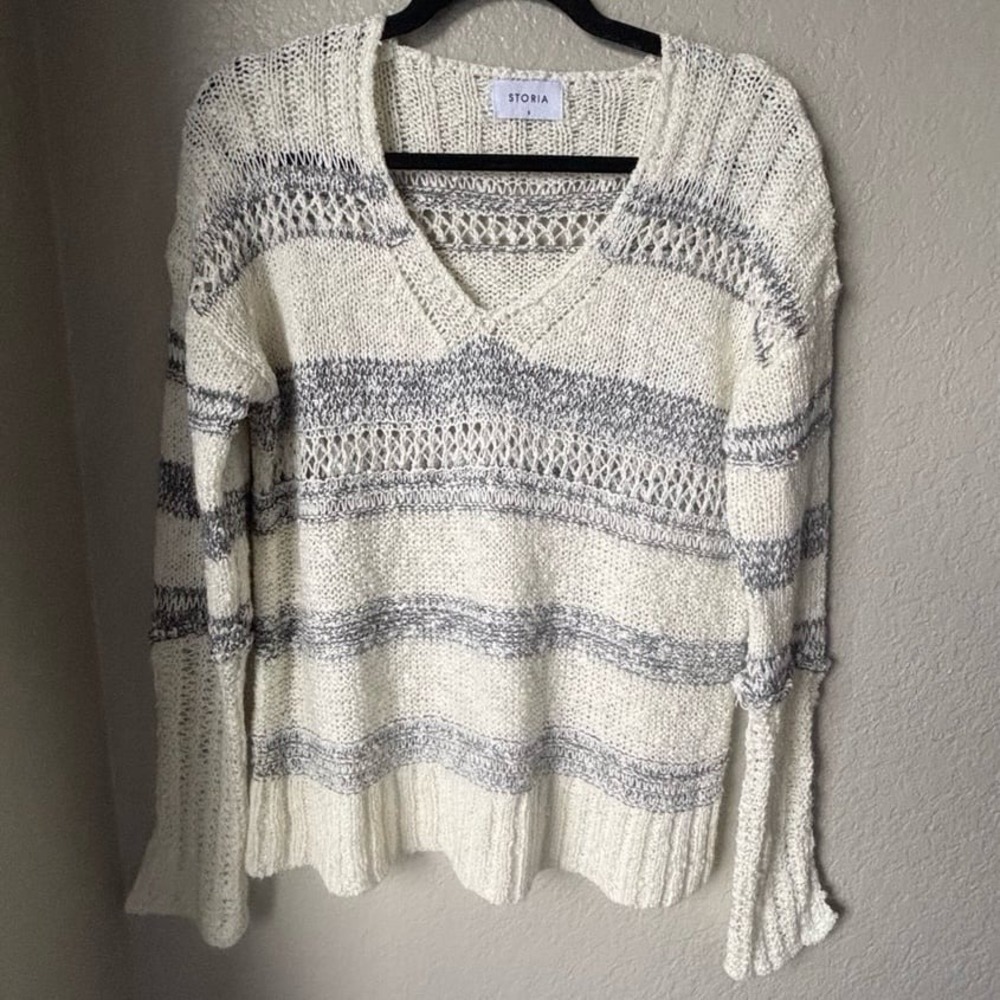 Storia cream and gray Anthropology Sweater Size Small
